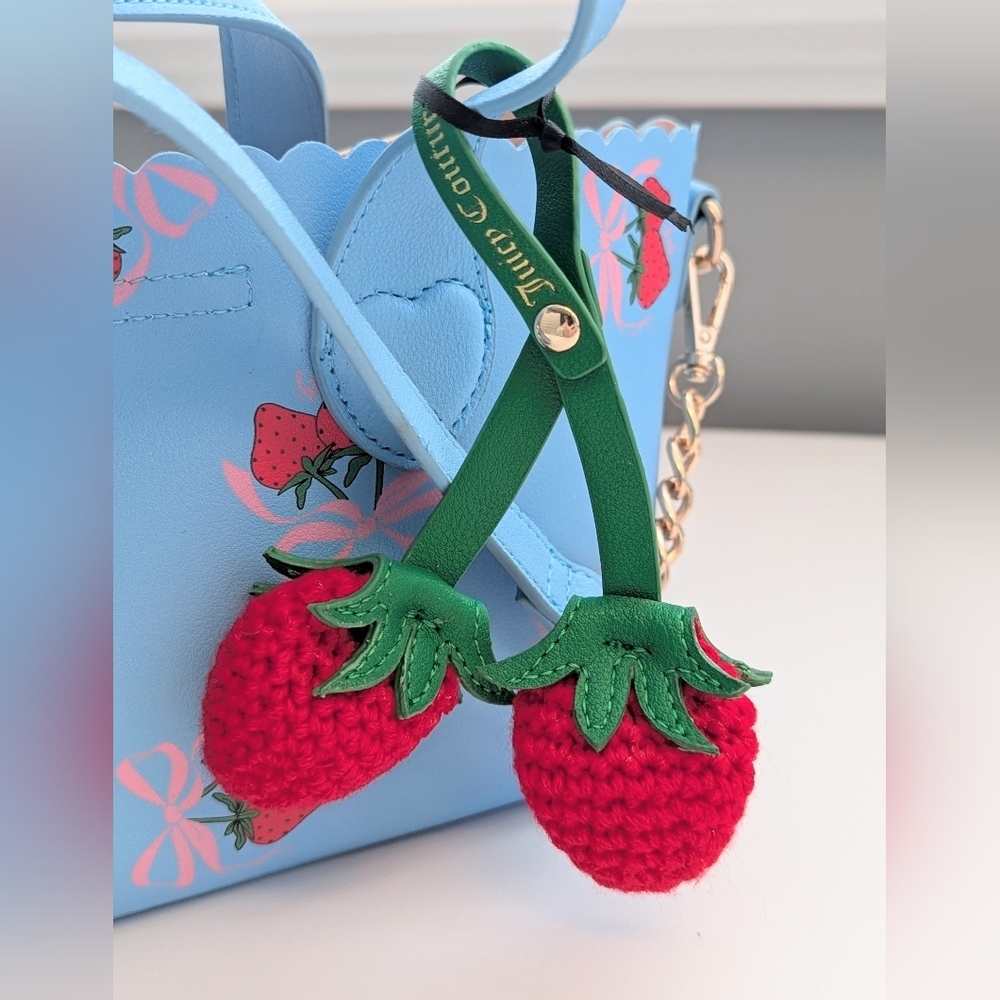 NWT Juicy Couture Sweet Strawberry Tote/Crossbody Bag w/Fun Detachable Pieces - Picture 7 of 16